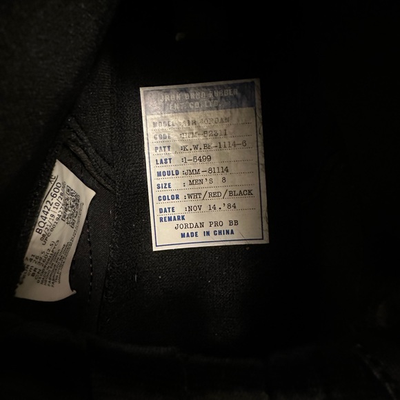 Jordan 1 Varsity ‘85s, size 8M US - Picture 7 of 7